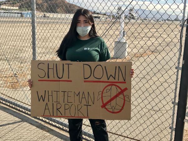 Shut Down Whiteman Airport